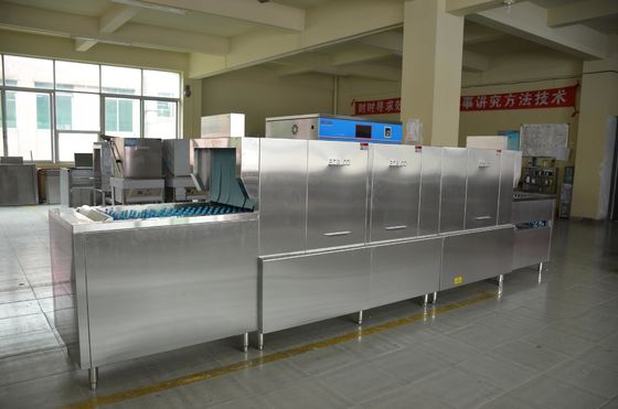 China Roestvrij staal Commerciële Afwasmachine 25KW/61KW voor Centrale keuken leverancier